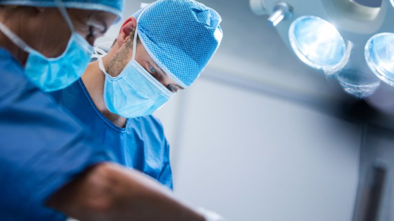Comprendre le rôle du chirurgien vasculaire dans le parcours de soins